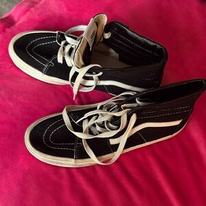 Black and White High-Top Vans Kids size 7.0